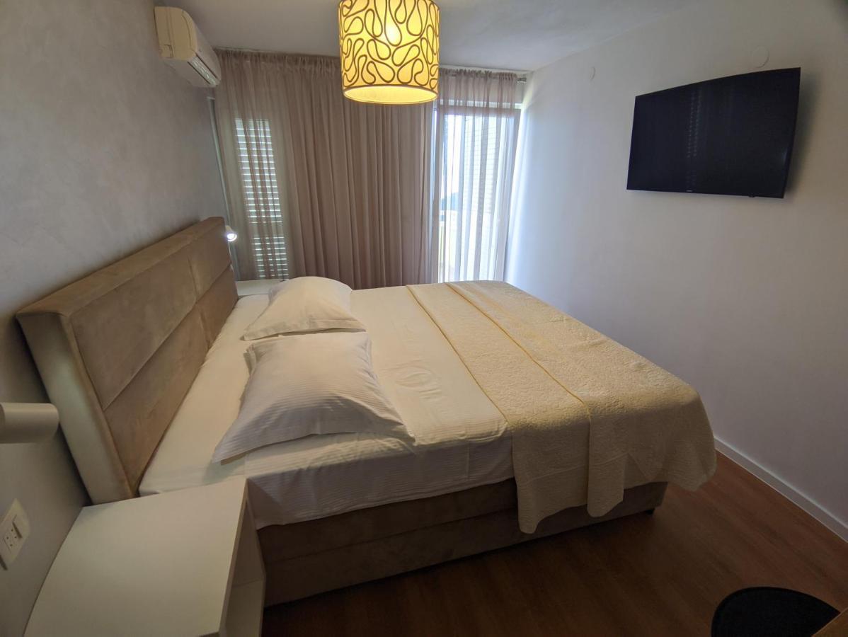 ברלה Apartments Kartulina מראה חיצוני תמונה