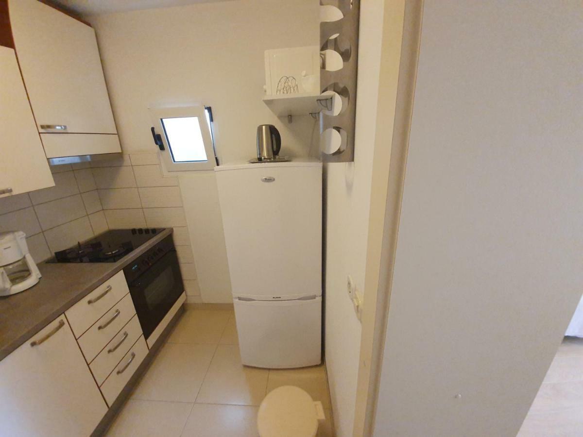 ברלה Apartments Kartulina מראה חיצוני תמונה